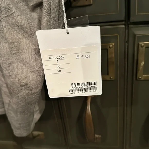 JI U Top - Picture 6 of 8